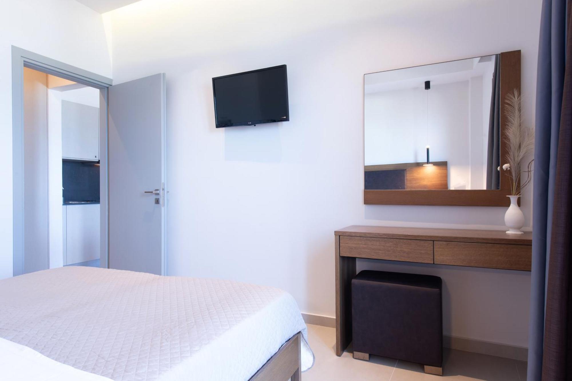 Panasia Seaview Apartments Kokkini Hani ภายนอก รูปภาพ